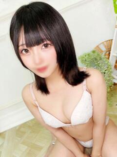 ころも【妹系ロリは甘…