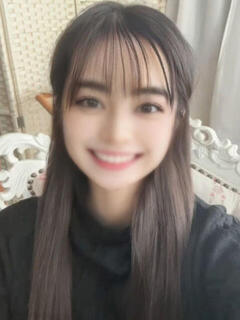 芹沢とあ
