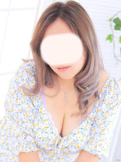 石田まゆ