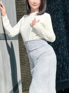 高田なぎさ