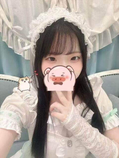 新人ゆいりちゃん