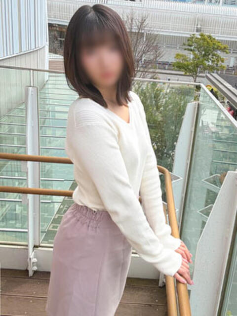 なな 4