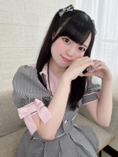 日向なこ