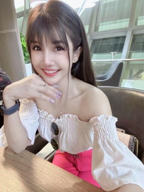 新人ひなかちゃん 4