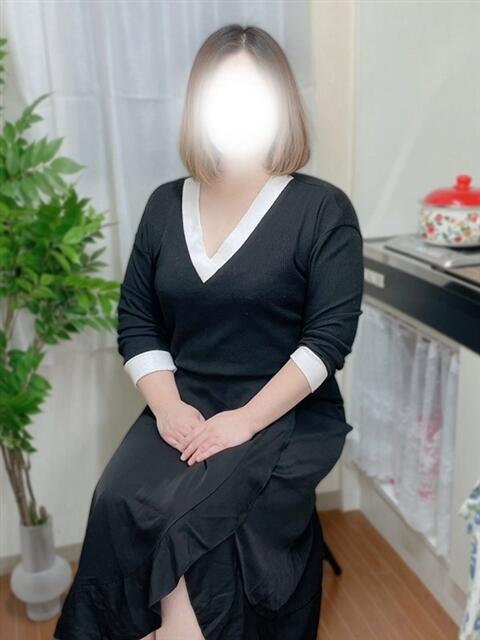 愛沢(あいざわ)